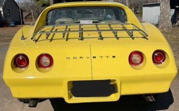 Chevrolet-Corvette-1974-yellow-2