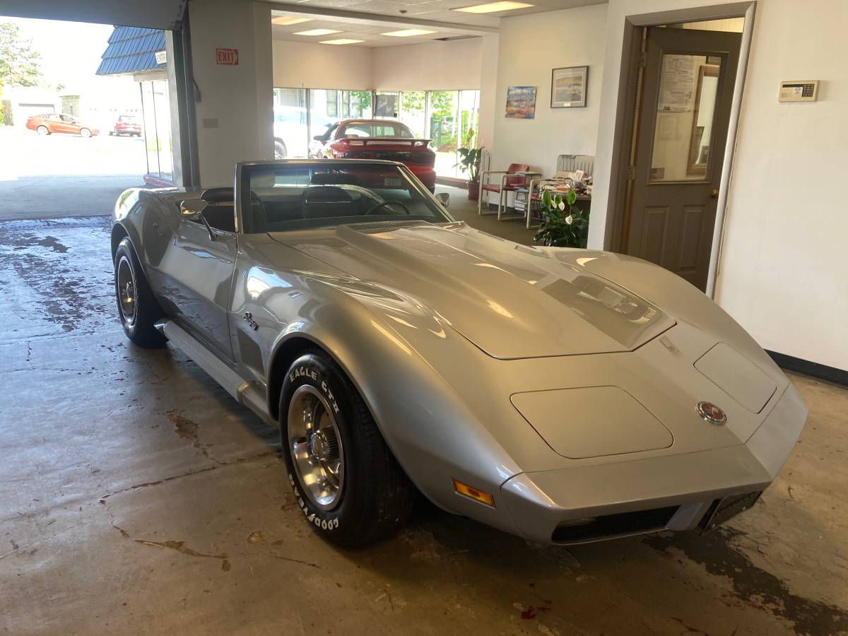 Chevrolet Corvette  1974