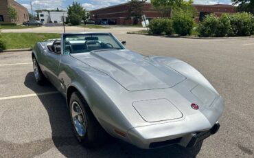 Chevrolet-Corvette-1975-Convertible-14