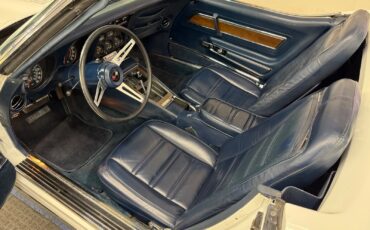 Chevrolet-Corvette-1975-Convertible-14