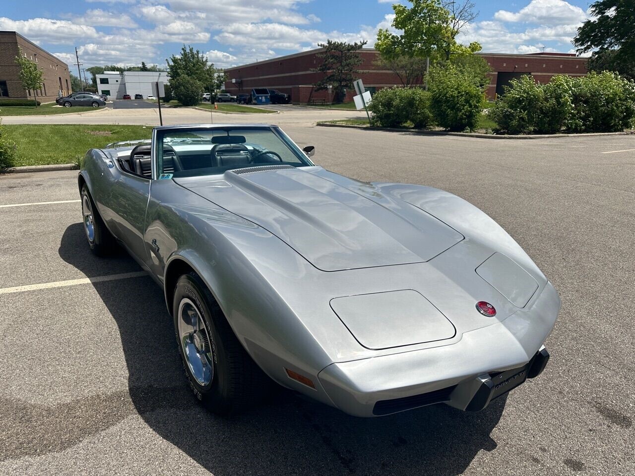Chevrolet-Corvette-1975-Convertible-15