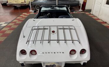 Chevrolet-Corvette-1975-Convertible-19