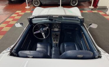 Chevrolet-Corvette-1975-Convertible-24