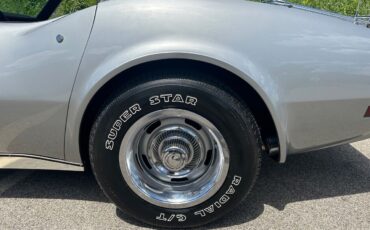 Chevrolet-Corvette-1975-Convertible-25
