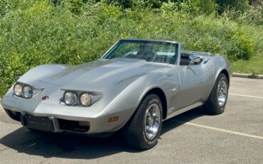 Chevrolet-Corvette-1975-Convertible-26