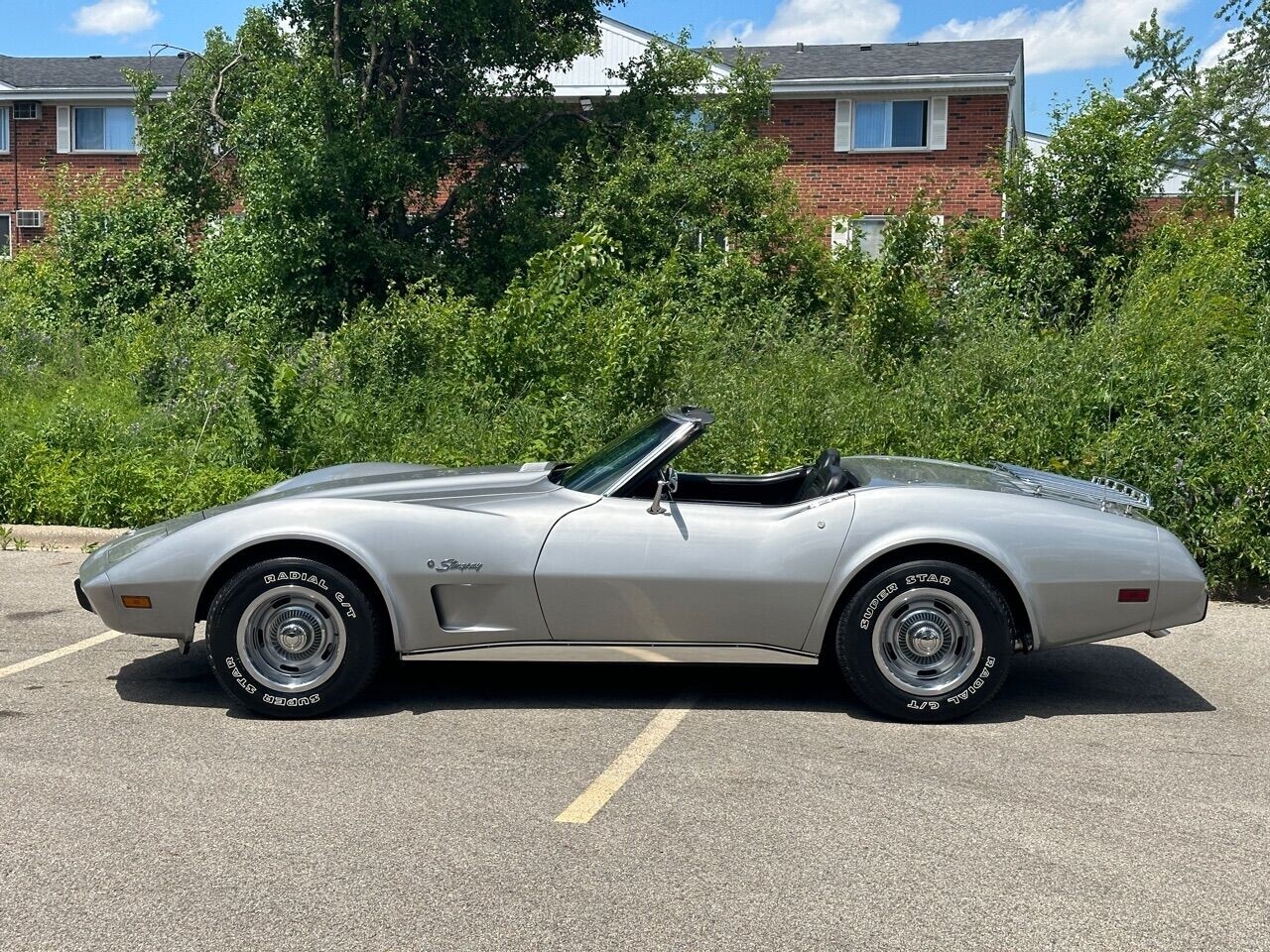 Chevrolet-Corvette-1975-Convertible-3