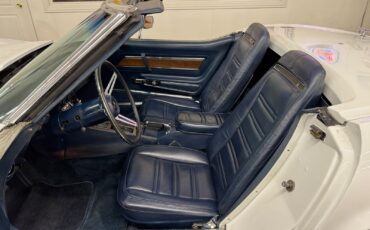 Chevrolet-Corvette-1975-Convertible-35
