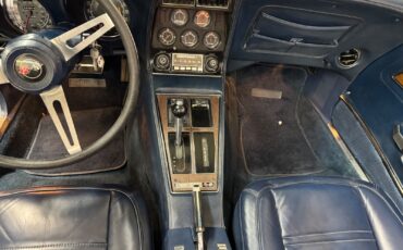 Chevrolet-Corvette-1975-Convertible-38