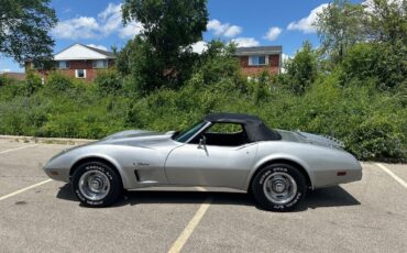 Chevrolet-Corvette-1975-Convertible-5