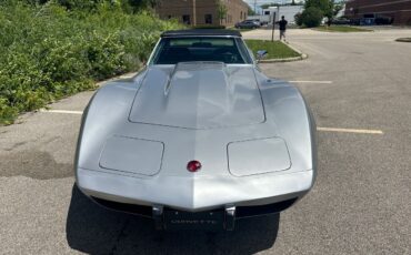 Chevrolet-Corvette-1975-Convertible-8
