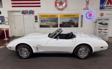 Chevrolet-Corvette-1975-Convertible-8