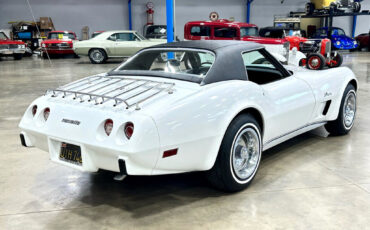 Chevrolet-Corvette-1975-Other-14