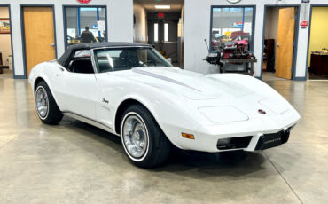 Chevrolet-Corvette-1975-Other-20