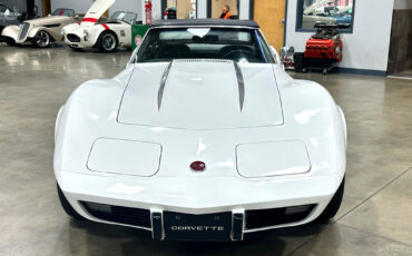 Chevrolet-Corvette-1975-Other-21