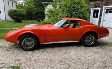 Chevrolet-Corvette-1976-Coupe-1