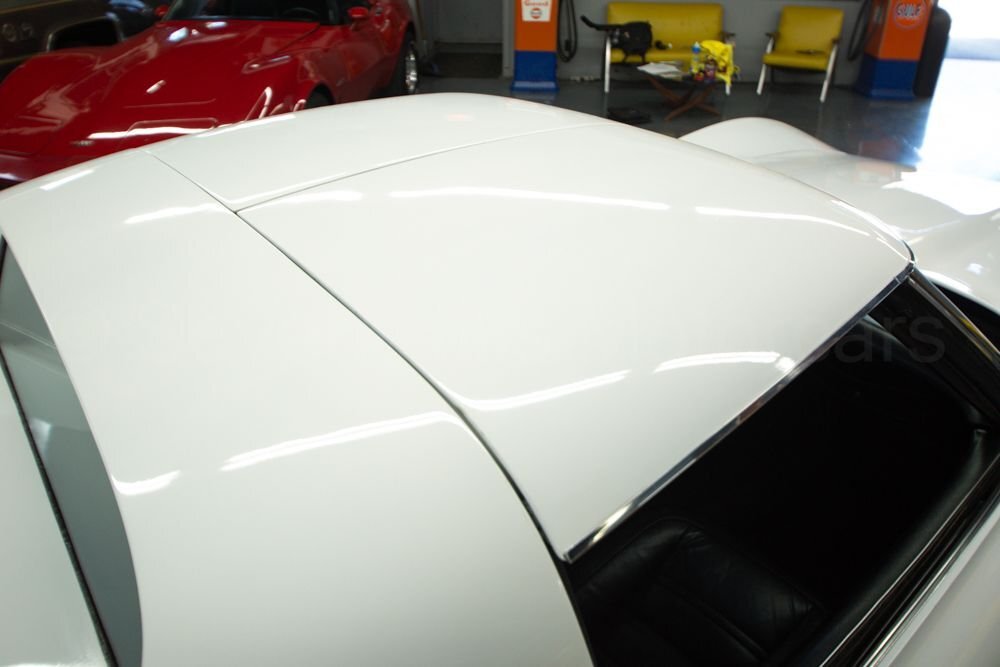 Chevrolet-Corvette-1976-Coupe-15