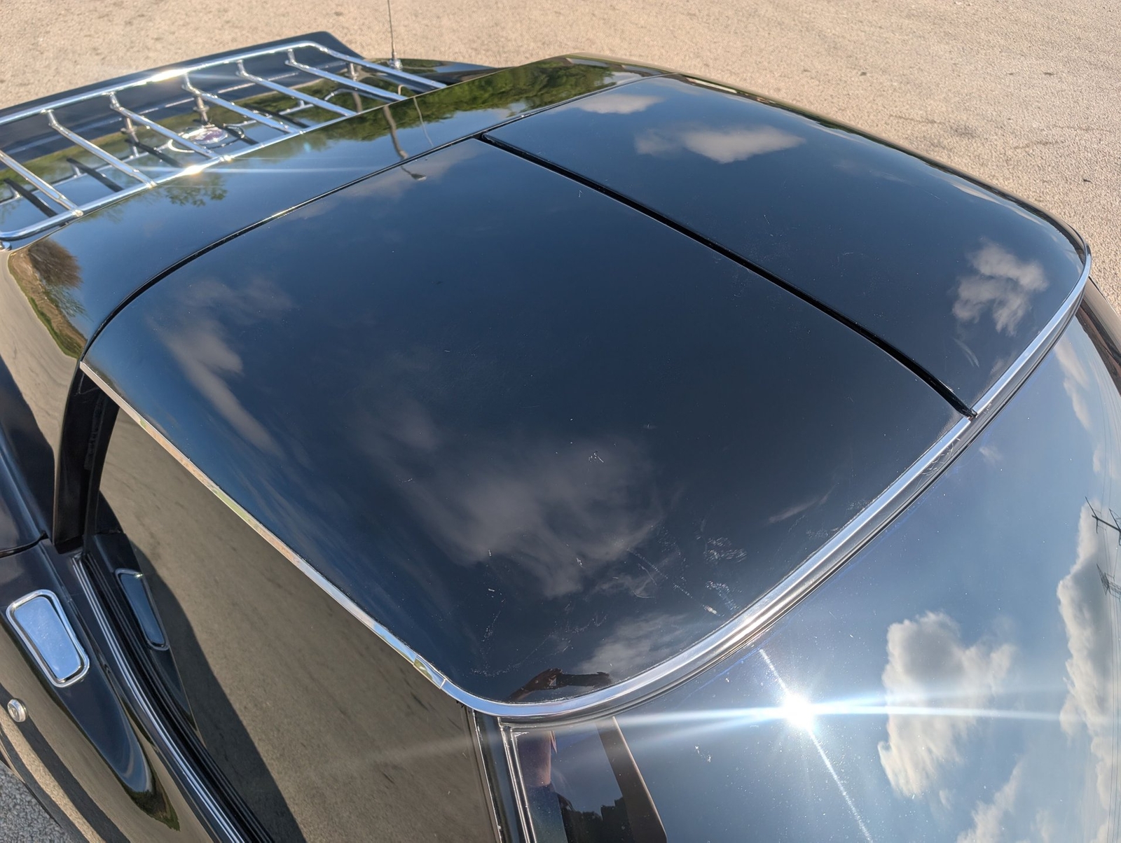 Chevrolet-Corvette-1976-Coupe-21
