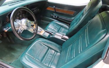 Chevrolet-Corvette-1976-Coupe-22