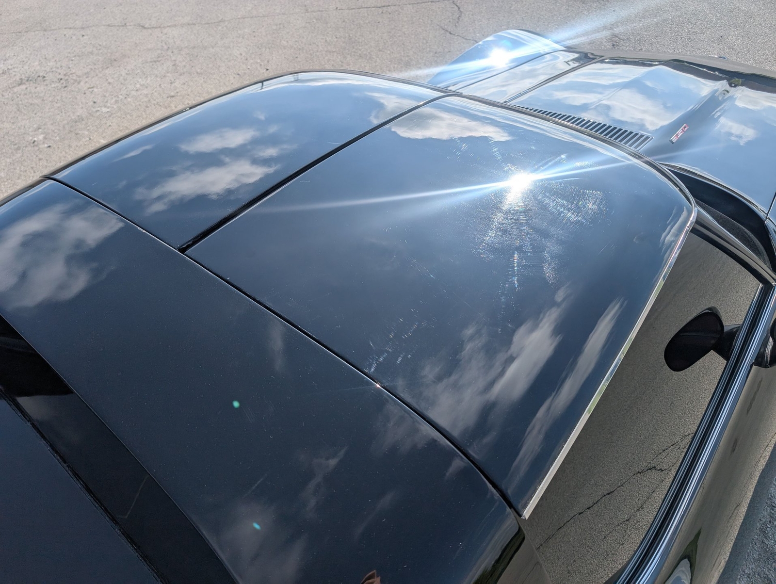 Chevrolet-Corvette-1976-Coupe-22