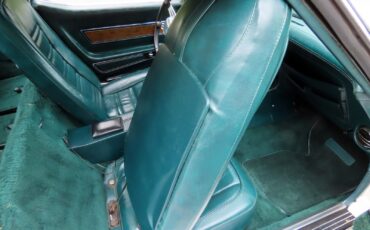 Chevrolet-Corvette-1976-Coupe-32