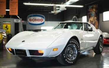 Chevrolet-Corvette-1976-Coupe