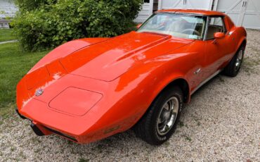 Chevrolet-Corvette-1976-Coupe-8