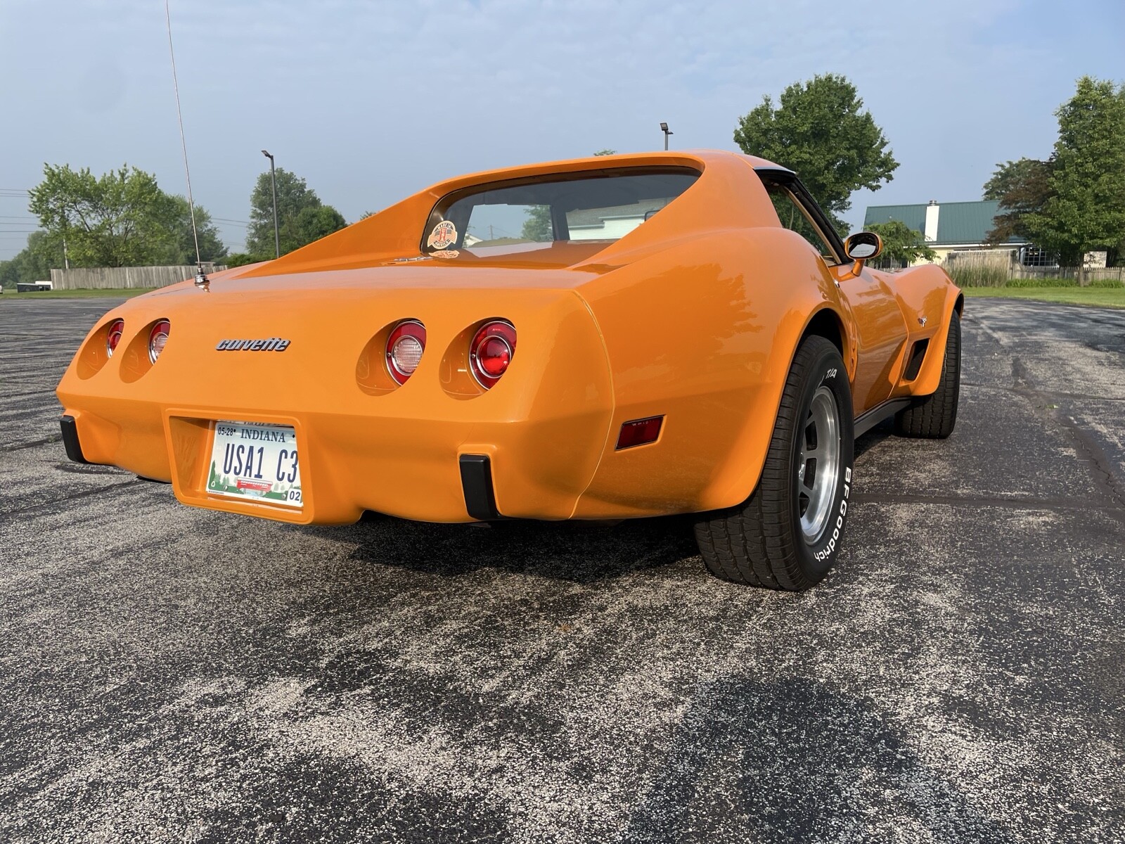 Chevrolet-Corvette-1977-1
