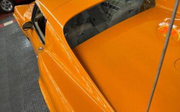 Chevrolet-Corvette-1977-2-Door-10