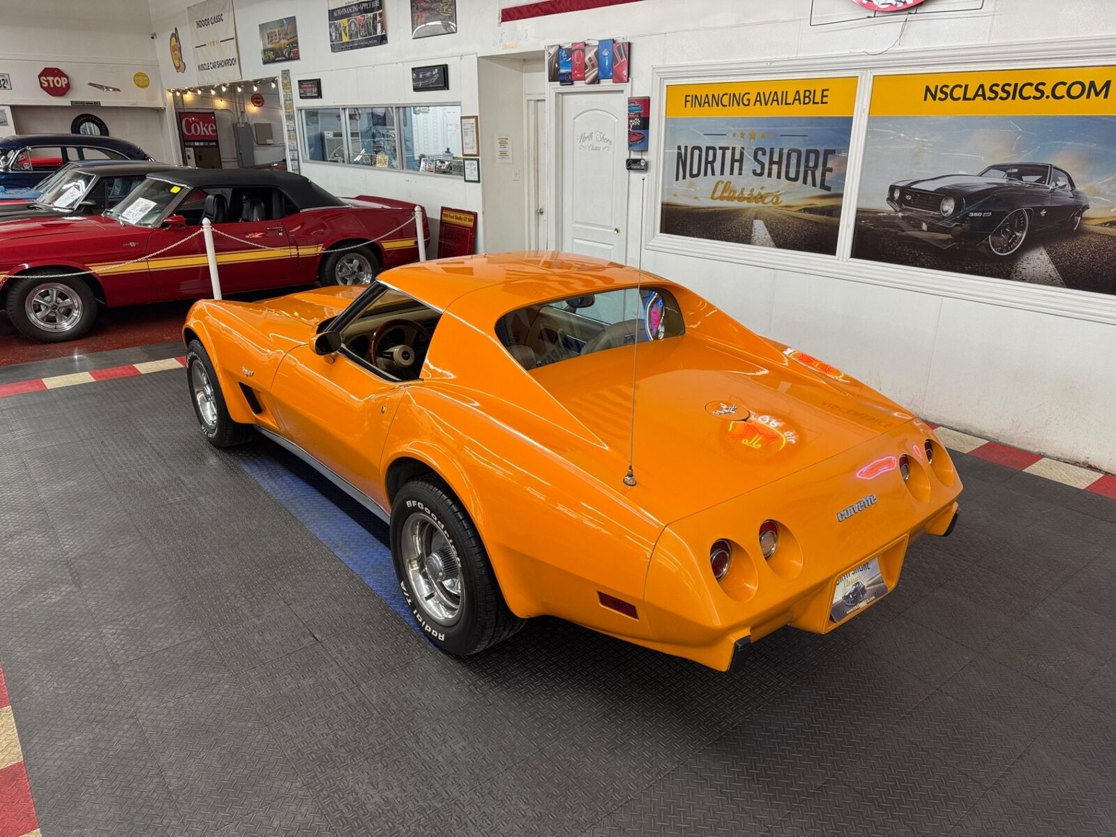 Chevrolet-Corvette-1977-2-Door-2
