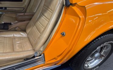 Chevrolet-Corvette-1977-2-Door-27