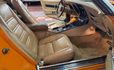 Chevrolet-Corvette-1977-2-Door-37