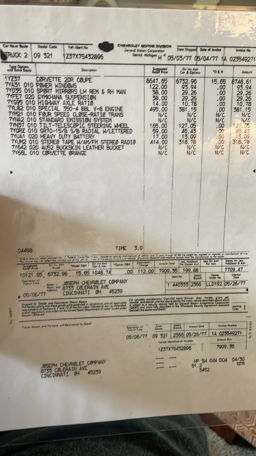 Chevrolet-Corvette-1977-34