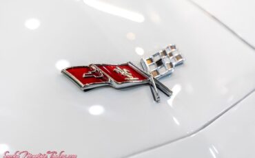 Chevrolet-Corvette-1977-9