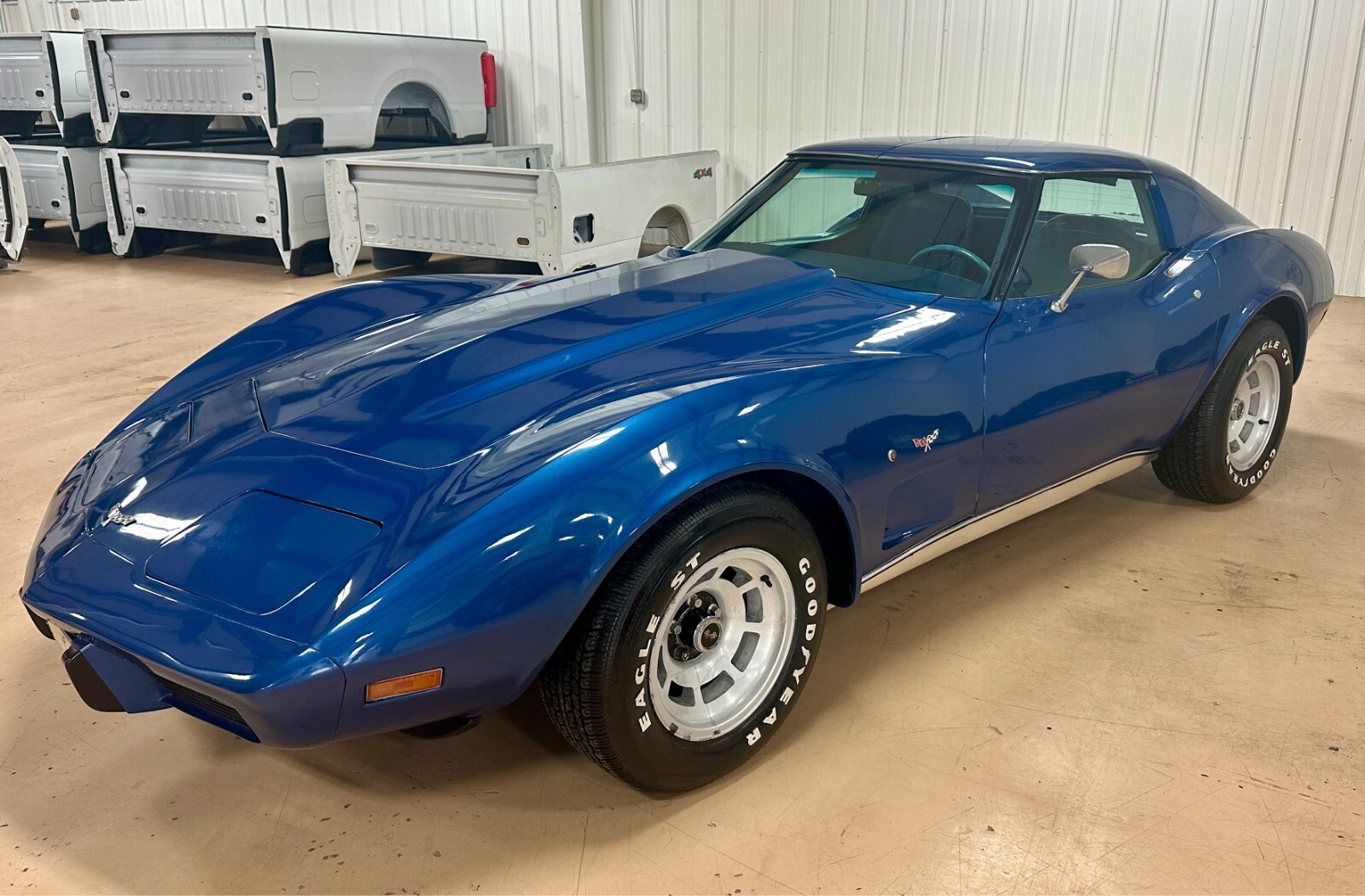 Chevrolet-Corvette-1977-Coupe-15