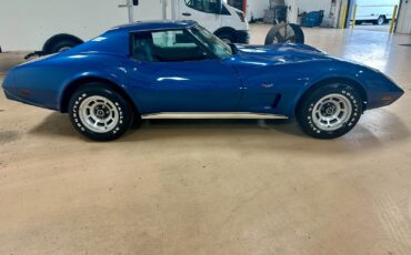 Chevrolet-Corvette-1977-Coupe-18