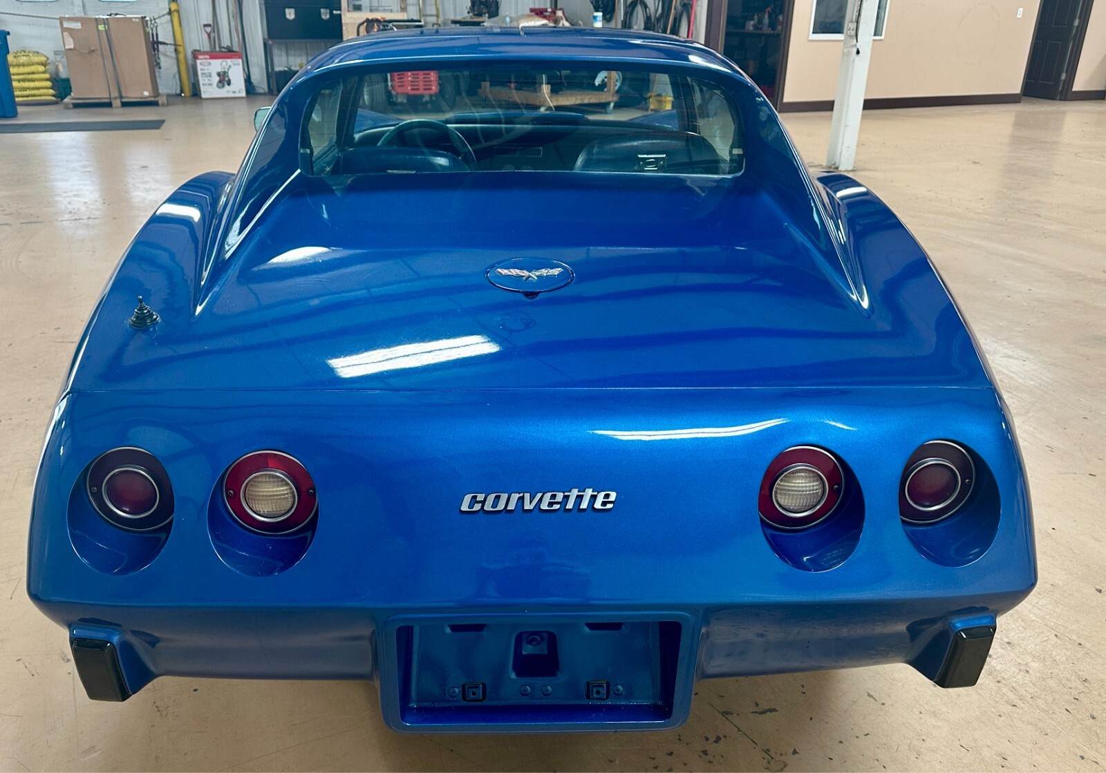 Chevrolet-Corvette-1977-Coupe-20