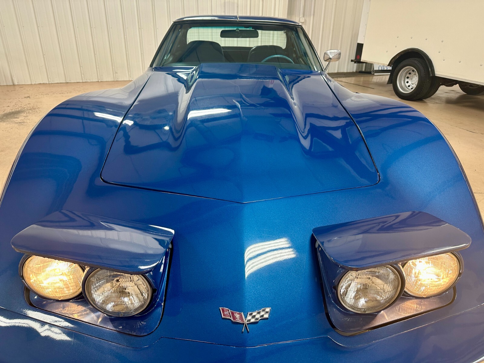 Chevrolet-Corvette-1977-Coupe-23
