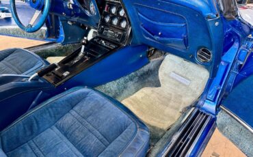 Chevrolet-Corvette-1977-Coupe-30