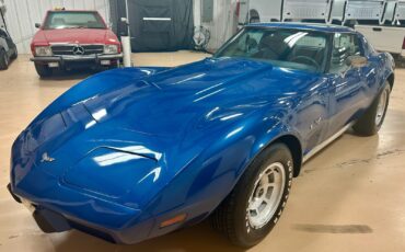 Chevrolet-Corvette-1977-Coupe-9