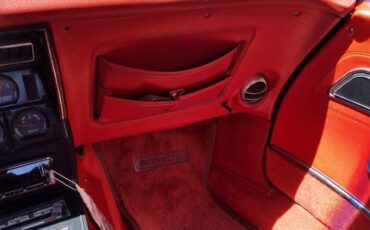 Chevrolet-Corvette-1977-black-3