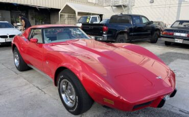 Chevrolet-Corvette-1977-red-1