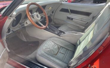 Chevrolet-Corvette-1977-red-11