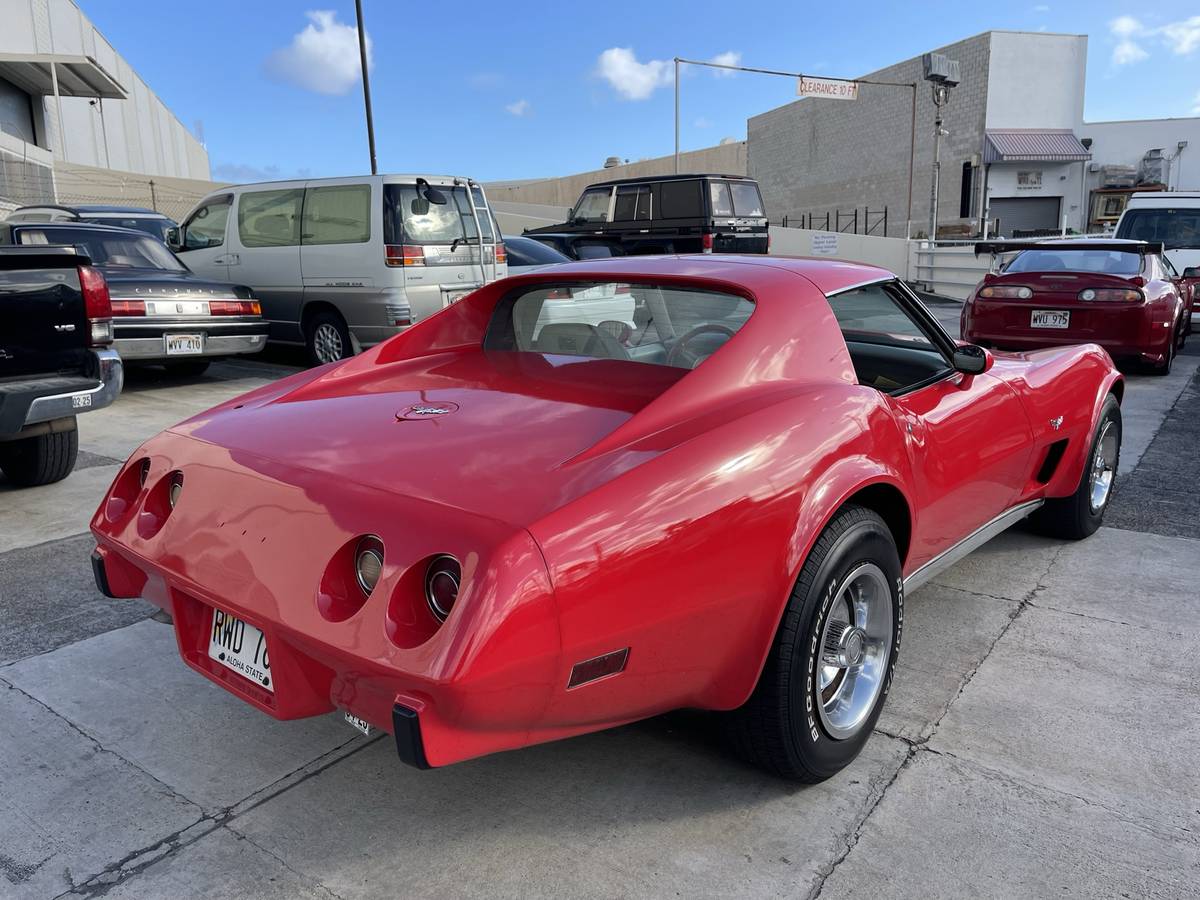 Chevrolet-Corvette-1977-red-3