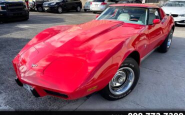 Chevrolet-Corvette-1977-red