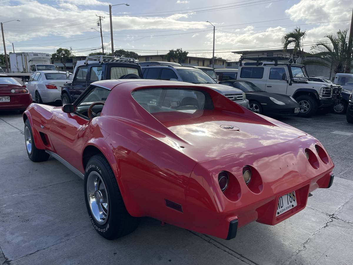 Chevrolet-Corvette-1977-red-4