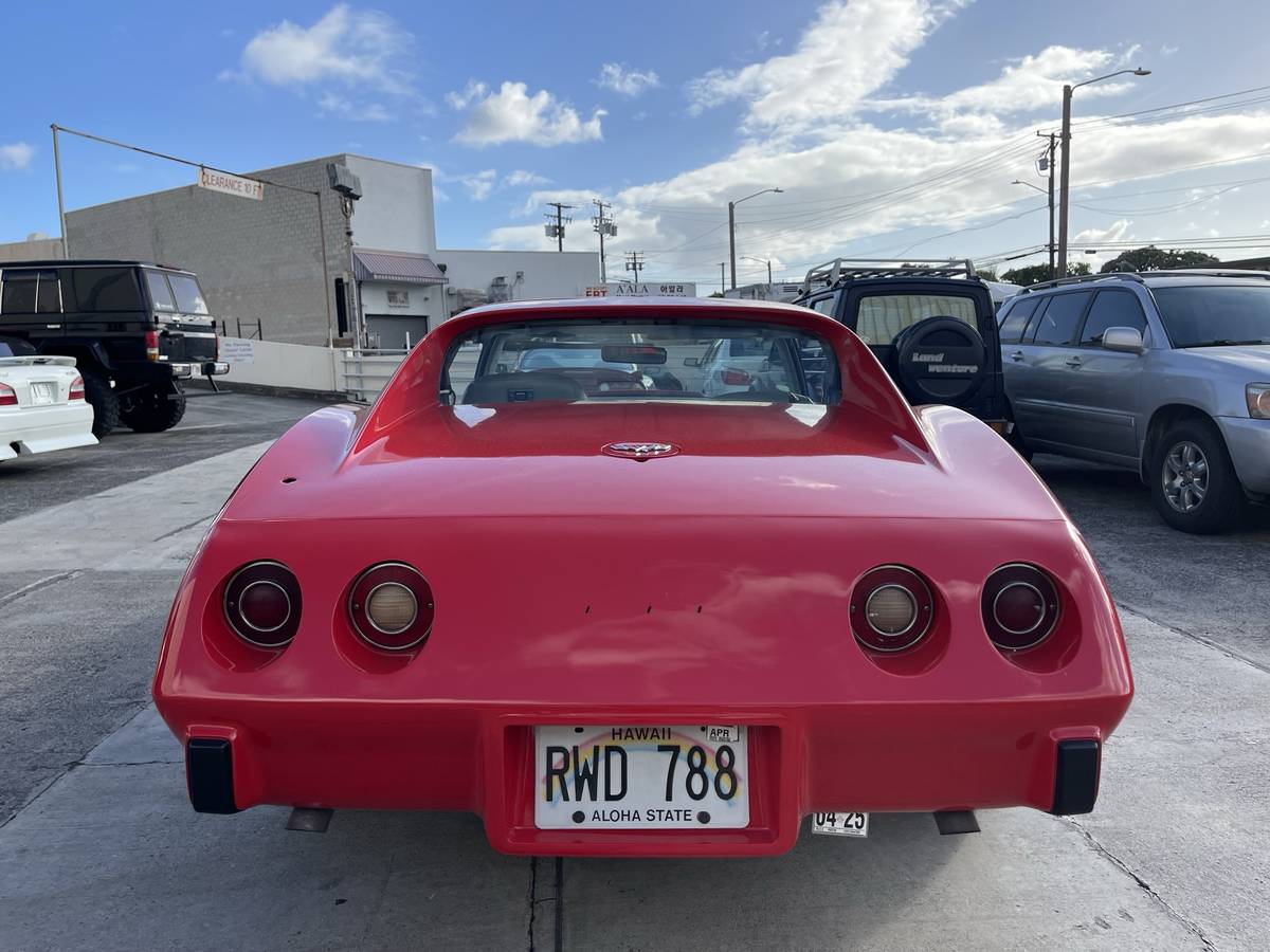 Chevrolet-Corvette-1977-red-5