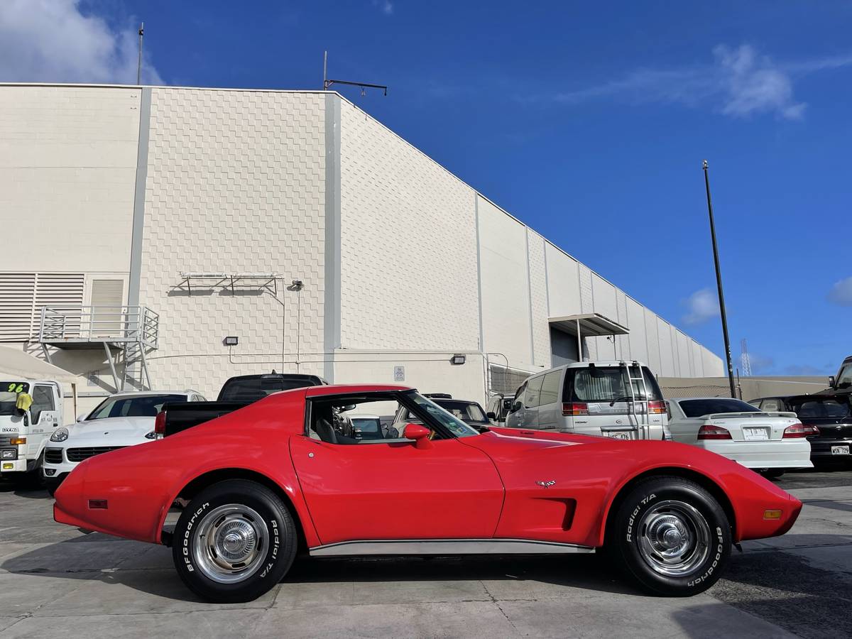 Chevrolet-Corvette-1977-red-6