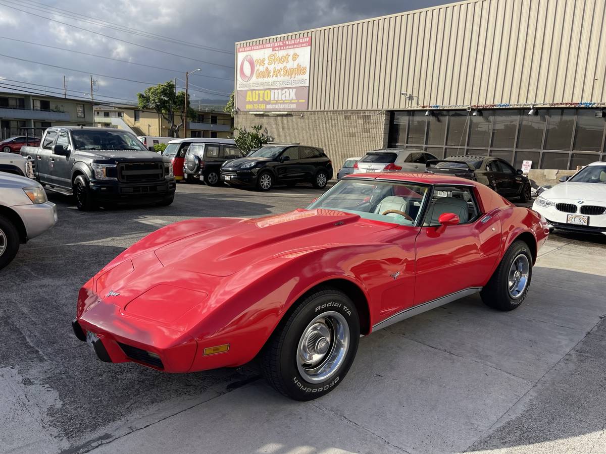 Chevrolet-Corvette-1977-red-8