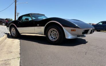 Chevrolet-Corvette-1978-25