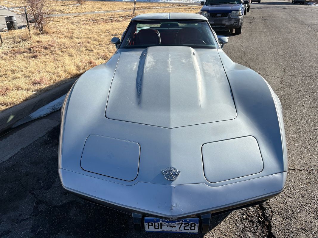 Chevrolet-Corvette-1978-6